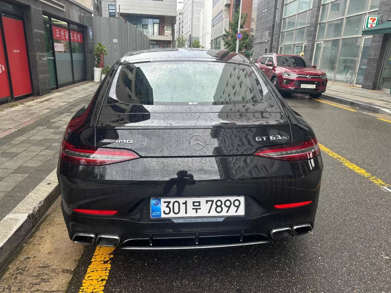 Mercedes-Benz AMG GT