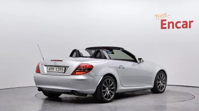 Mercedes-Benz SLK-Class