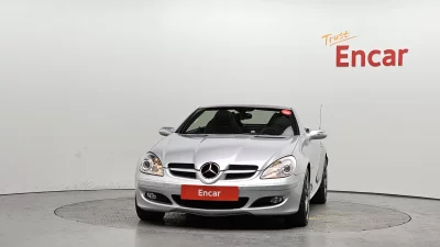 Mercedes-Benz SLK-Class
