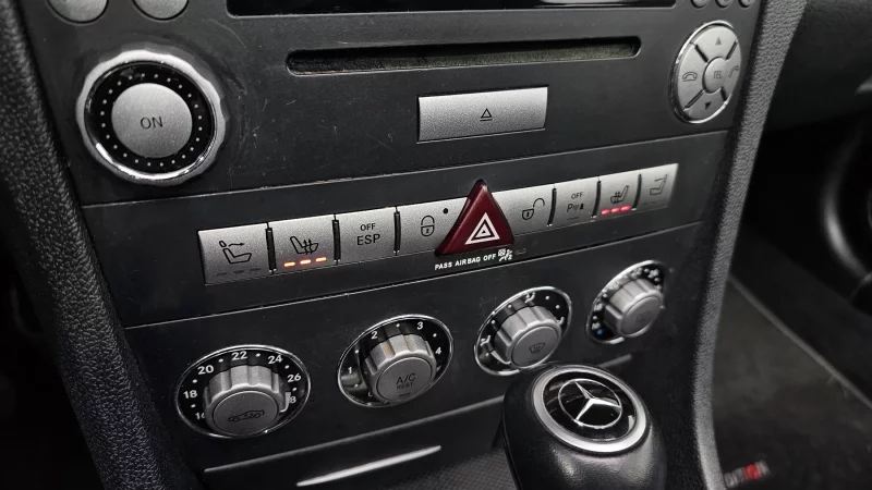 Mercedes-Benz SLK-Class