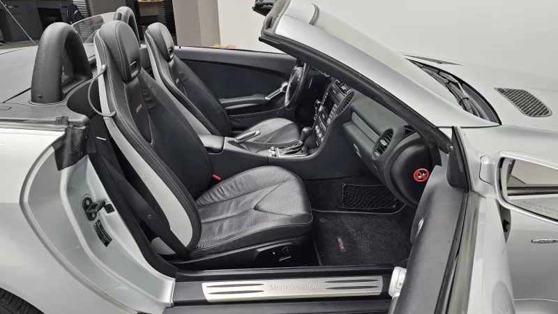 Mercedes-Benz SLK-Class