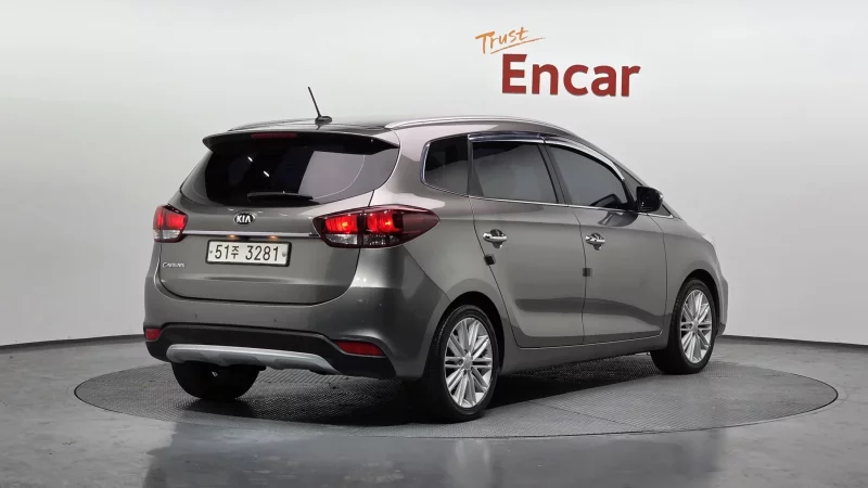 Kia Carens