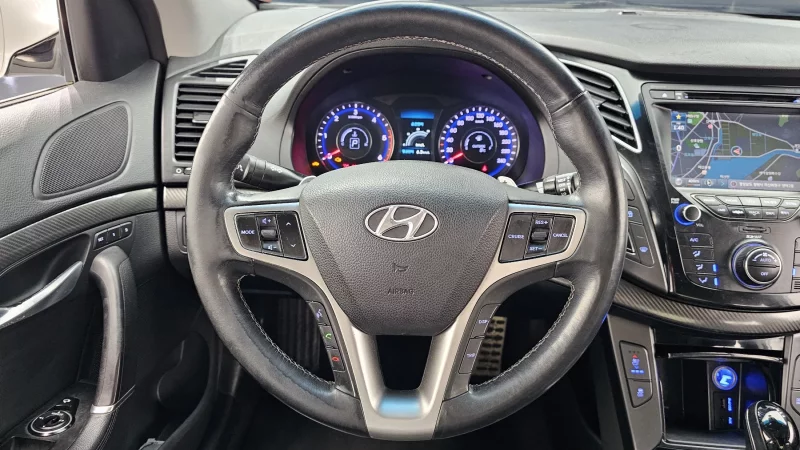 Hyundai I40