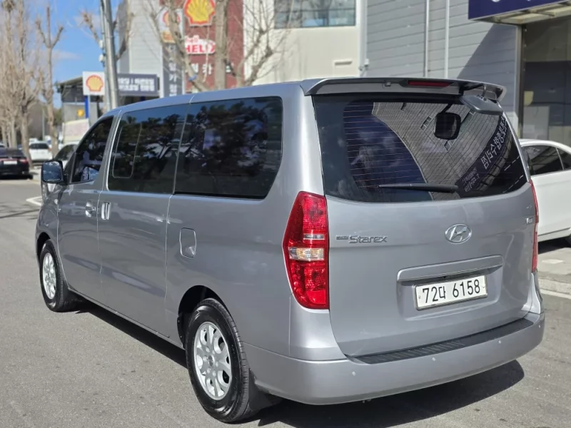 Hyundai Grand Starex