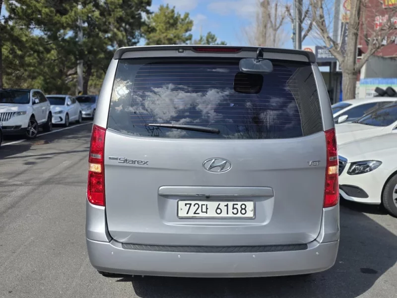 Hyundai Grand Starex