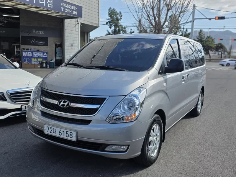 Hyundai Grand Starex