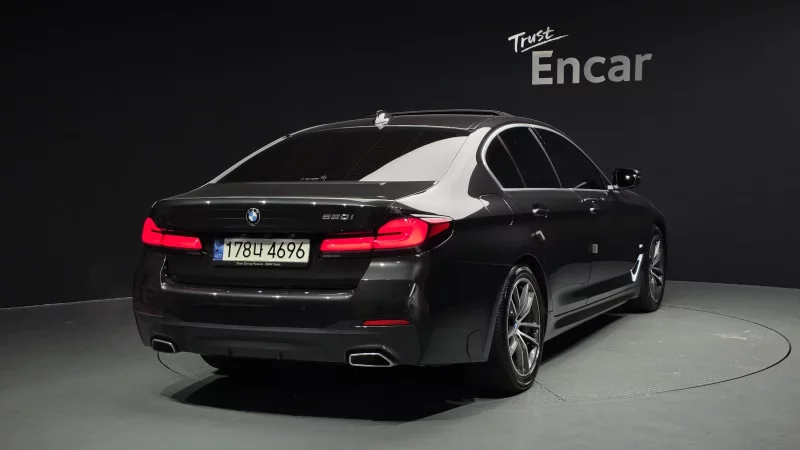 BMW 5-Series