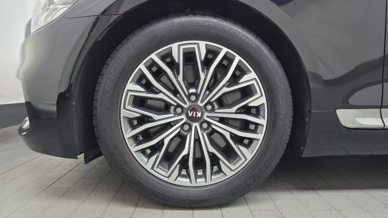 Kia K9