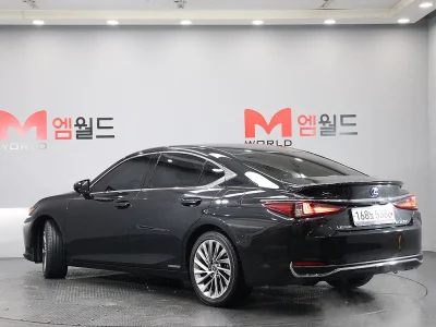 Lexus ES300h