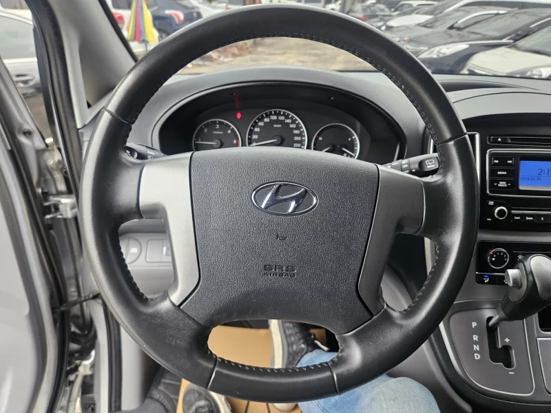 Hyundai Grand Starex
