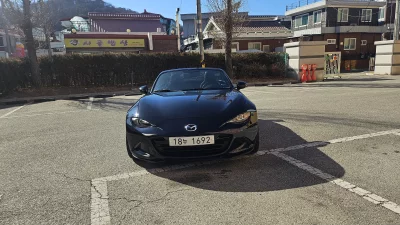 Mazda MX-5 Miata
