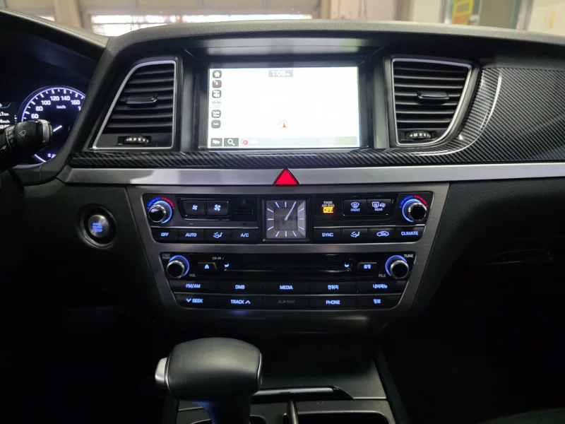 Hyundai Genesis