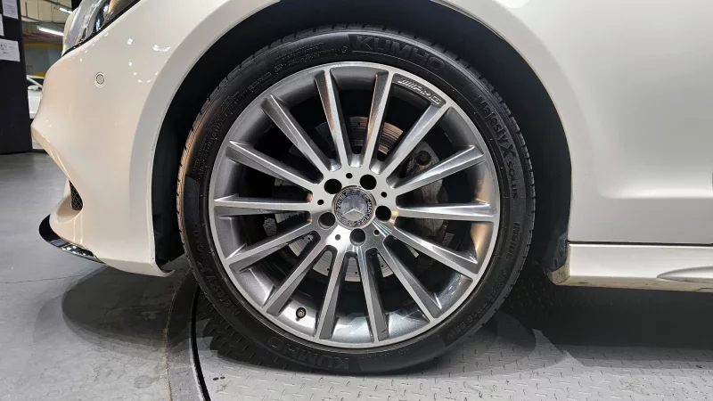 Mercedes-Benz CLS-Class