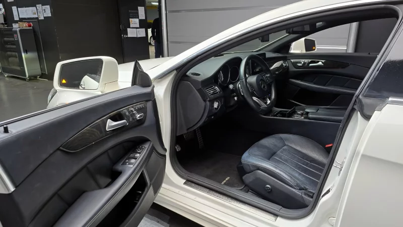 Mercedes-Benz CLS-Class