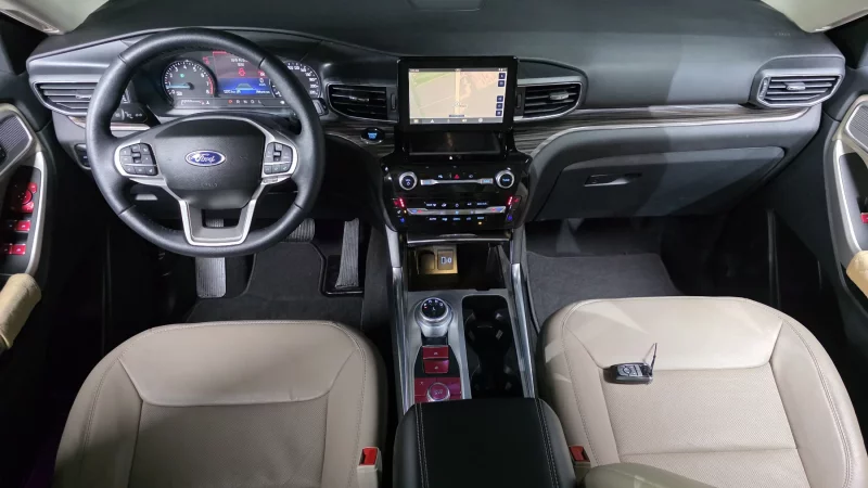 Ford EXPLORER