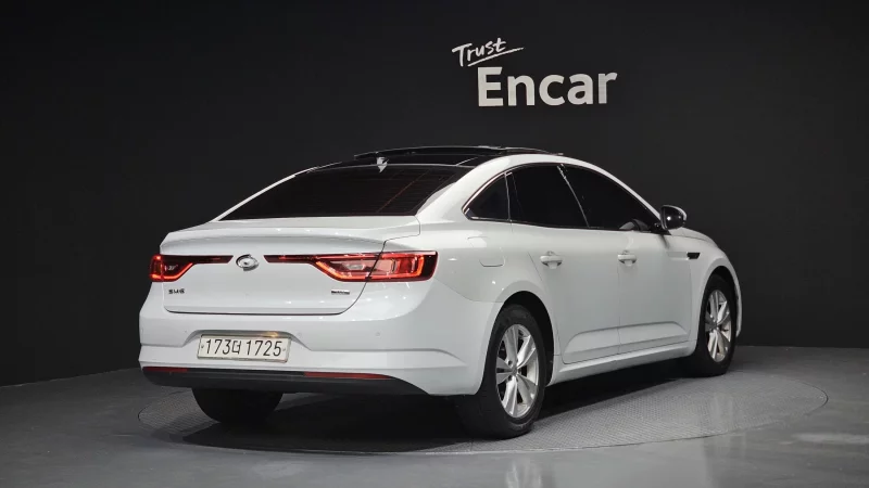 Renault Samsung SM6