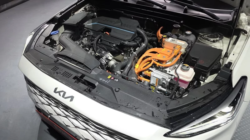 Kia K8