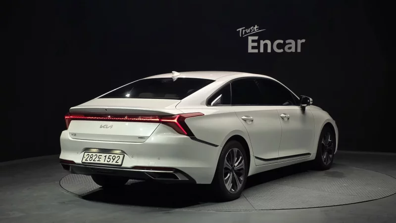 Kia K8