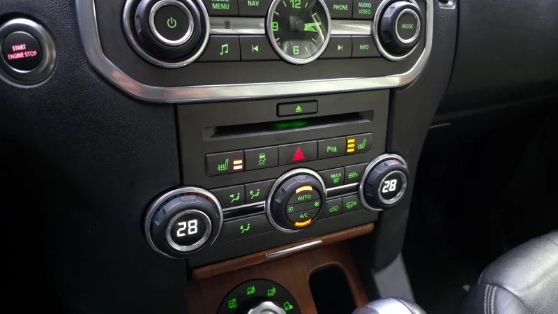 Land Rover DISCOVERY