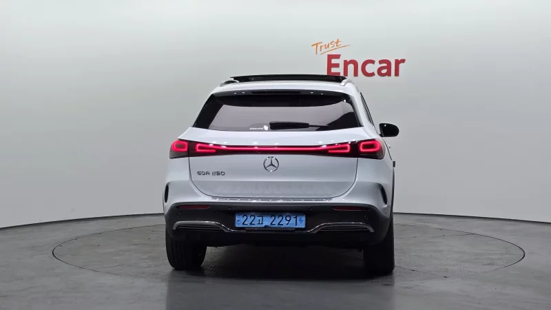 Mercedes-Benz EQA
