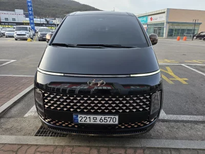 Hyundai Staria