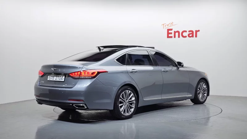 Hyundai Genesis
