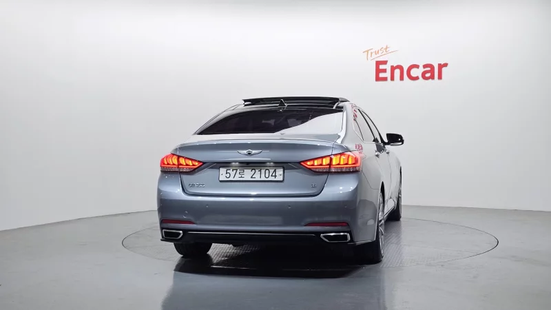 Hyundai Genesis