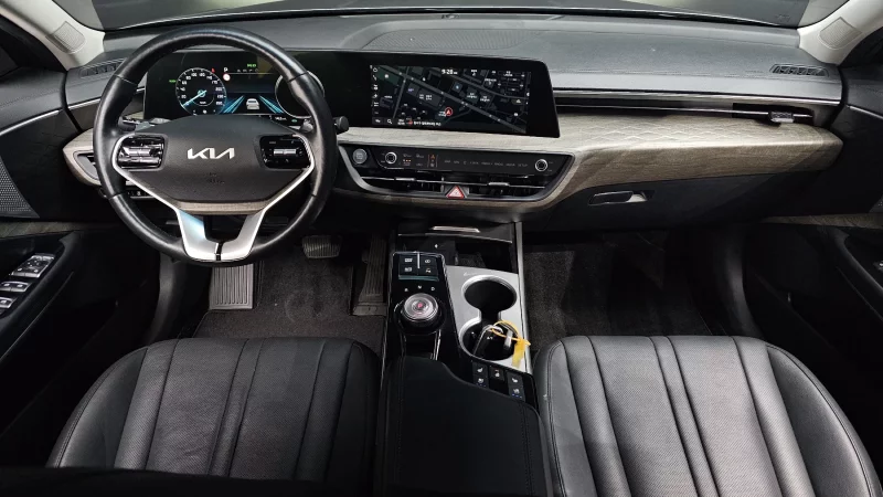 Kia K8