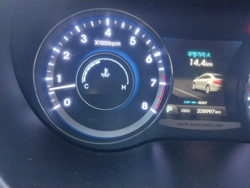 Hyundai Grandeur