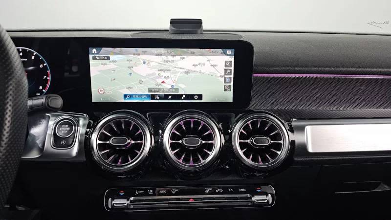 Mercedes-Benz GLB-Class