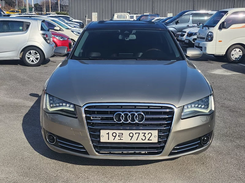 Audi A8
