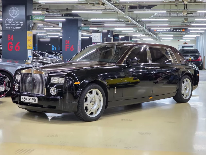 Rolls-Royce PHANTOM