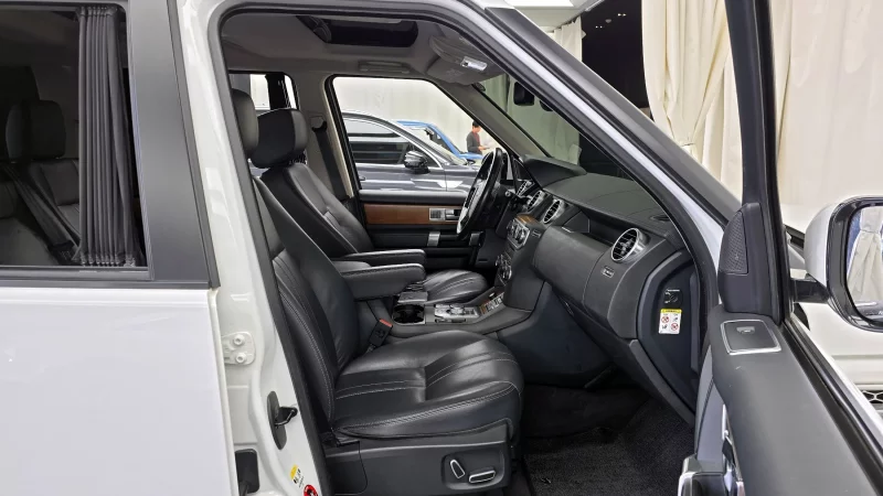 Land Rover DISCOVERY