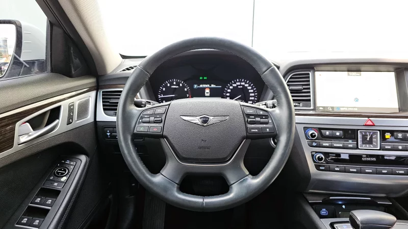 Genesis G80