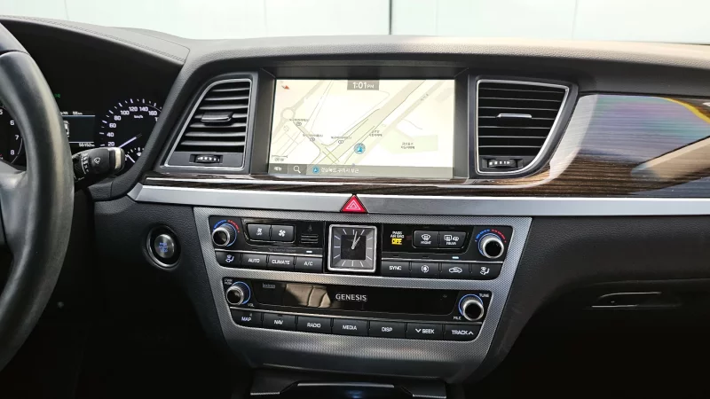 Genesis G80