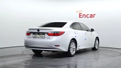 Lexus ES300h