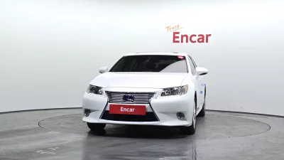 Lexus ES300h