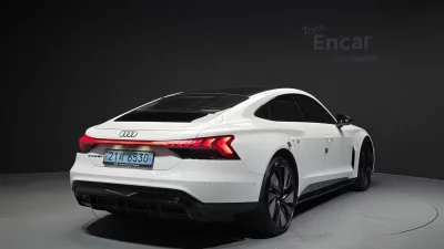 Audi E-TRON GT