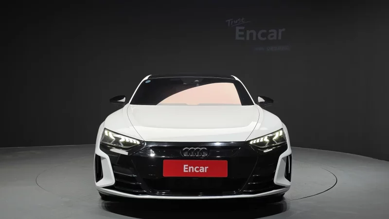 Audi E-TRON GT