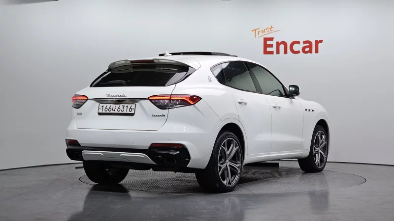 Maserati LEVANTE