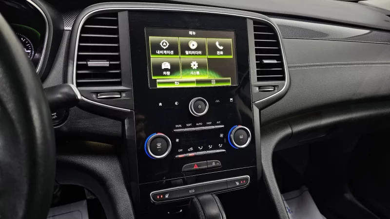 Renault Samsung SM6