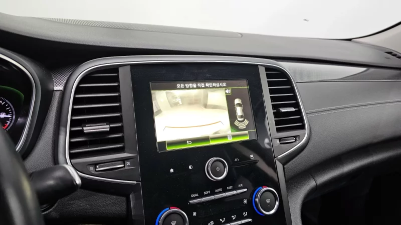 Renault Samsung SM6
