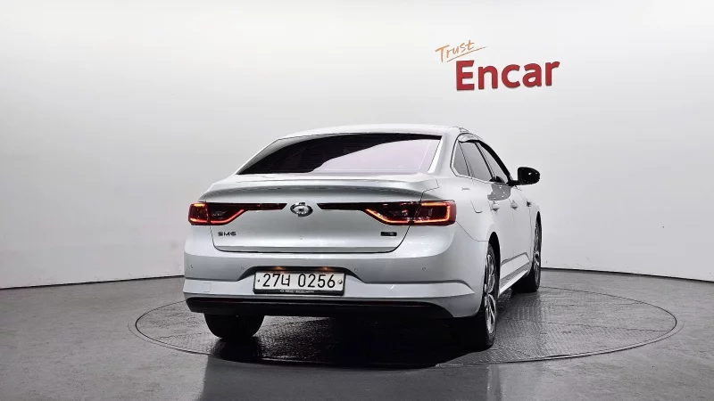 Renault Samsung SM6