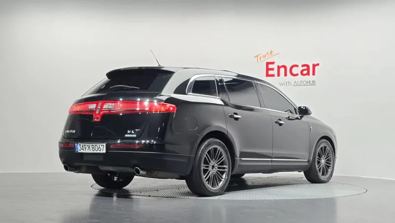 Lincoln MKT