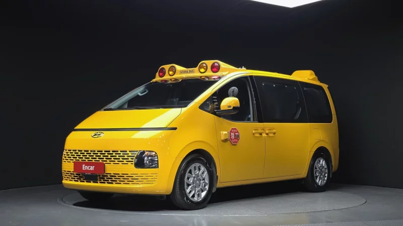 Hyundai Staria