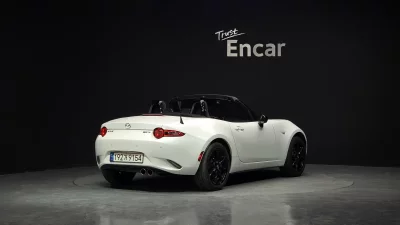 Mazda MX-5 Miata