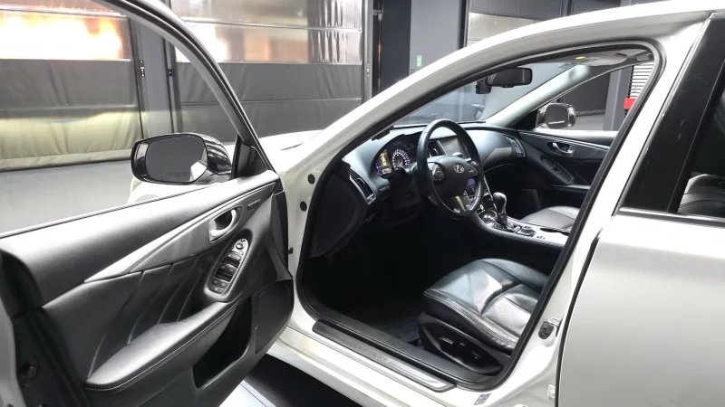 Infiniti Q50
