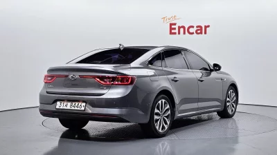 Renault SM6
