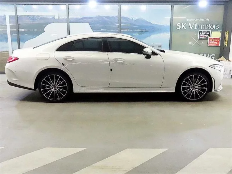 Mercedes-Benz CLS-Class
