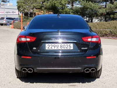 Maserati GHIBLI